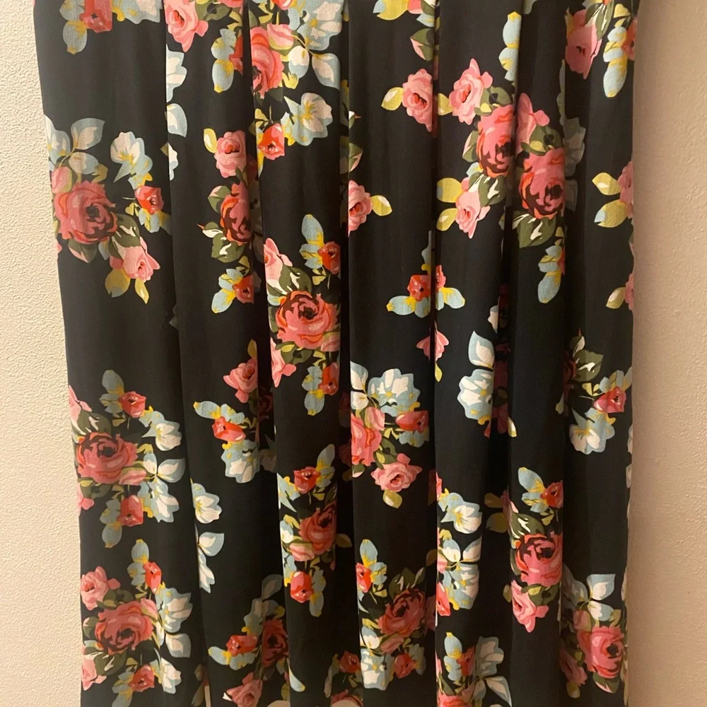 Women’s 3X Floral Black Dress with pockets - Picture 3 of 11
